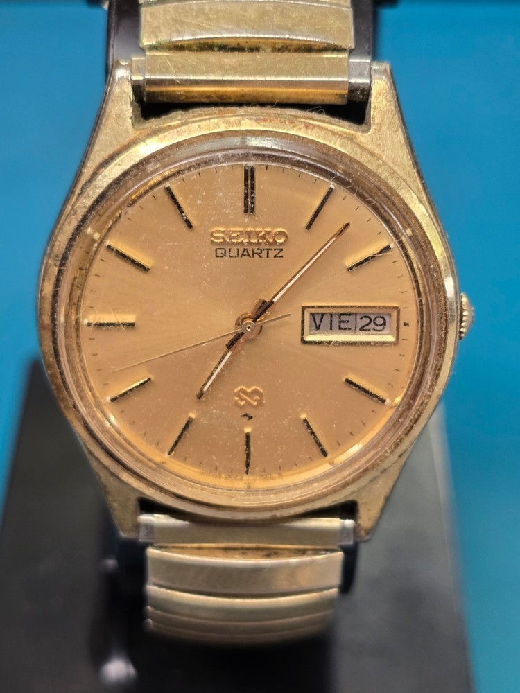 Working Seiko SQ Men's Gold Tone Wristwatch 6923-7009 - Bad Calendar / PJs