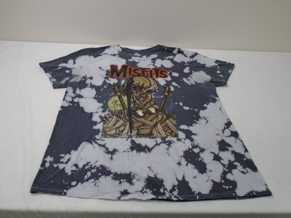 Y2K Misfits Pushead Print Tshirt Men's Size Large Tie Dye Mummy Punk Skeleton