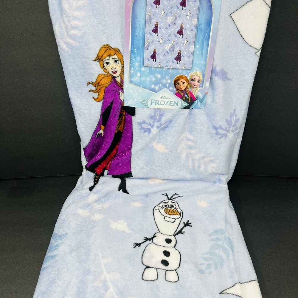 Disney Frozen Throw Blanket 50”x70” Anna Elsa Olaf Winter Wonderland Blue NEW