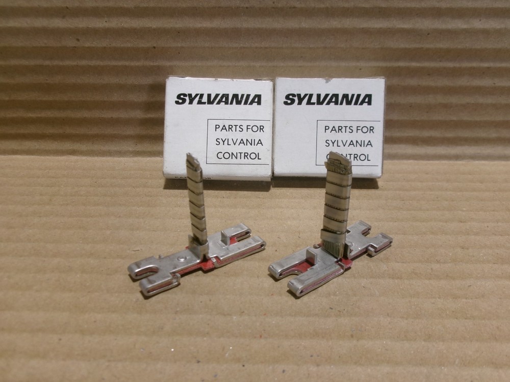 Sylvania  2427 Lot of 2 Thermal Overload Heater AK