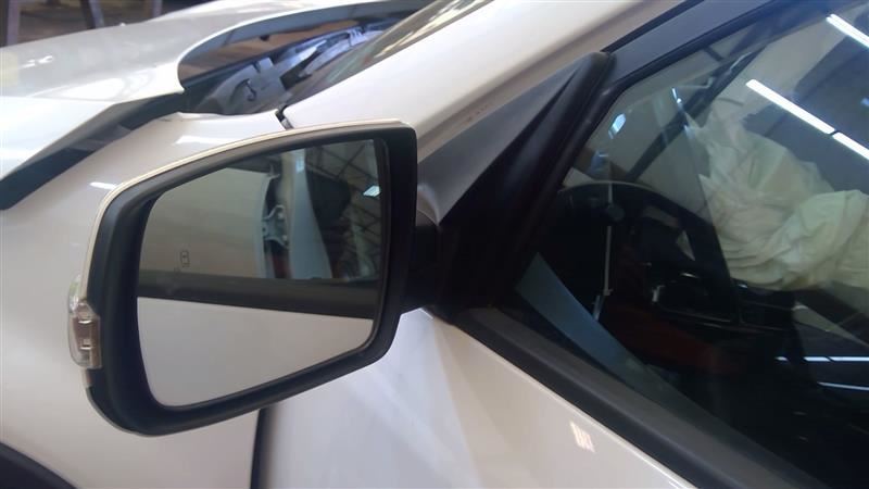 Driver Side View Mirror Power Turn Signal Painted Fits 14-15 SORENTO 5959928