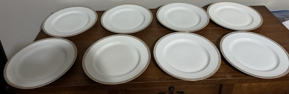 SET 6 IMPERIAL H&C Selb Bavaria Germany  GOLD & WHITE 9 3/4  DINNER PLATES (2l