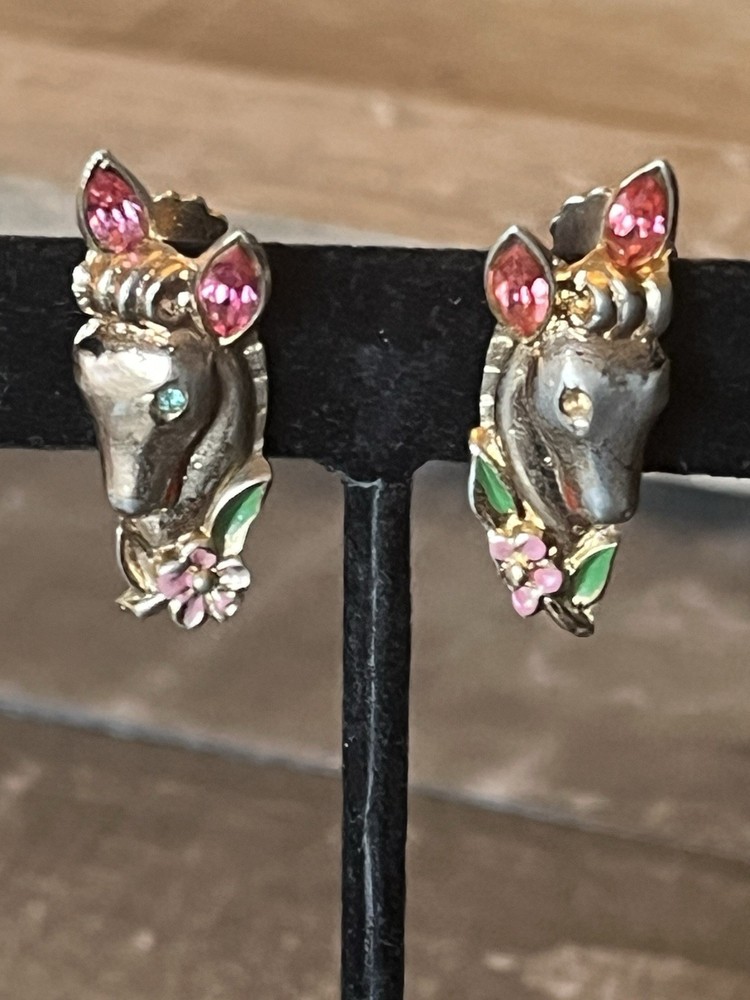 Signed Coro 1940s Rhinestone Gold Tone Horse Screw Back Earrings 1 Stone Missing