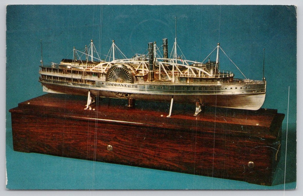 1964 Newport News VA Mariners Museum COMMONWEALTH Steamboat Model Postcard