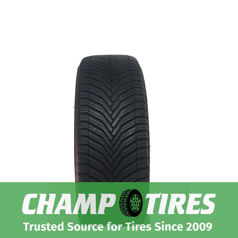 P235/55R19 Michelin CrossClimate 2 105 V Used 9/32nds