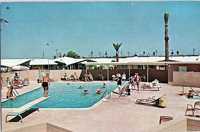 Postcard SWIMMING POOL SCENE Phoenix Arizona AZ m/09 AI7413