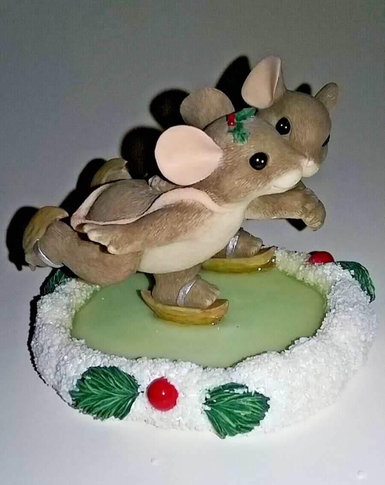 Charming Tails  Fitz and Floyd mice Skating Through The Season With You    GRNA