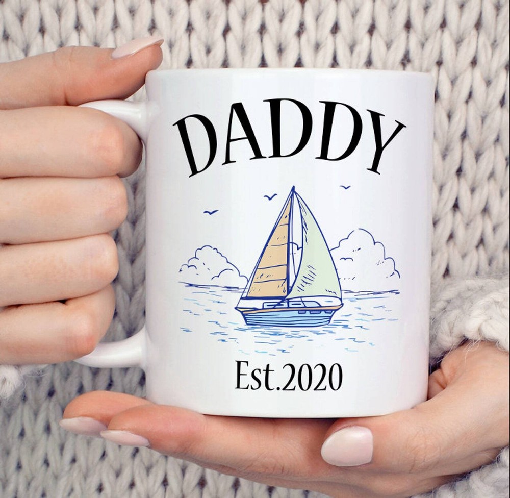 Personalized Daddy Coffee Mug for Dad - Fathers Day Gift Idea  