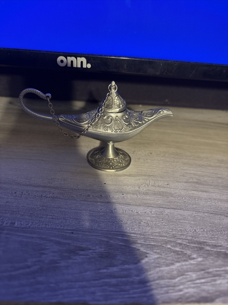 Aladdin's genie oil lamp