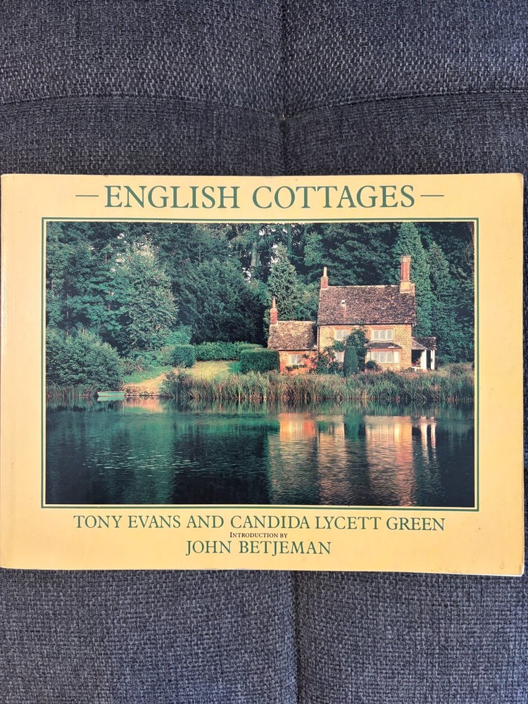 English Cottages Paperback Candida, Evans, Tony Lycett Green
