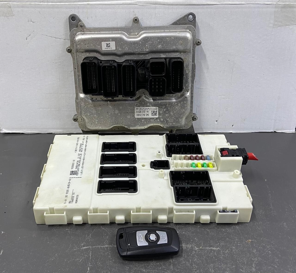 OEM BMW 320i 2014 F30 F34 N20 ENGINE CONTROL UNIT ECU KIT DME 8626172