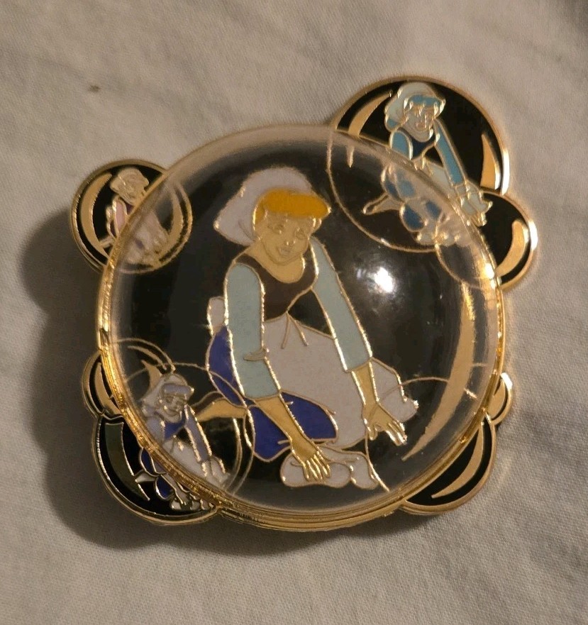 Disney Cinderella 70th Anniversary Soap Bubbles Pin LE 4000 2020 WDW DLR 3D