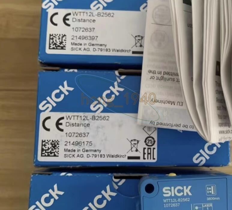 1PCS New SICK WTT12L-B2562 1072637 Photoelectric Sensor