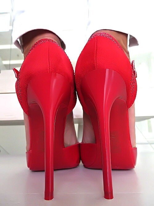 Diamantique Sparkling Red Crystal High Heel Pumps Size 36