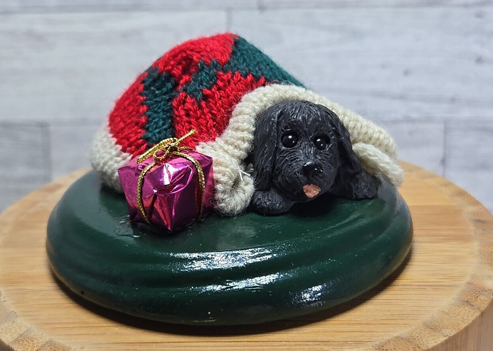 Byers Choice 2011 Dog Black Lab Puppy In Sack Figure Christmas Gift Caroler
