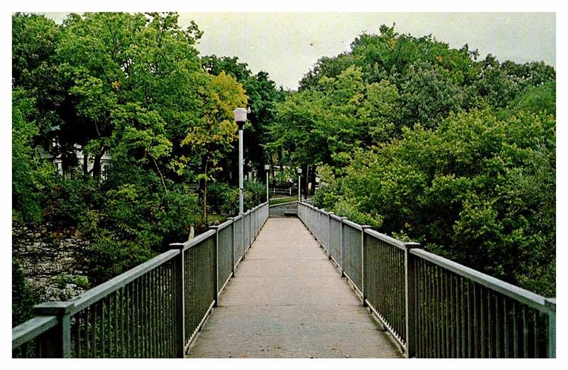 Postcard BRIDGE SCENE Mason City Iowa IA m/09 AU5339