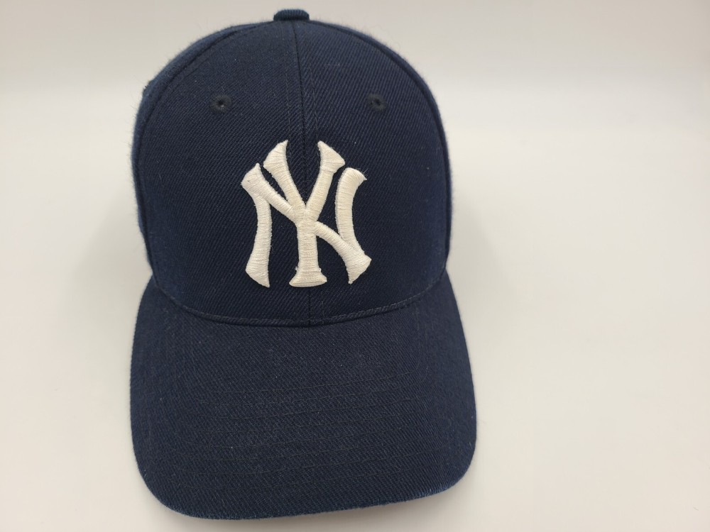 Vintage New York Yankees Puma Logo Athletic Snapback Hat Cap MLB Blue *FLAWS*