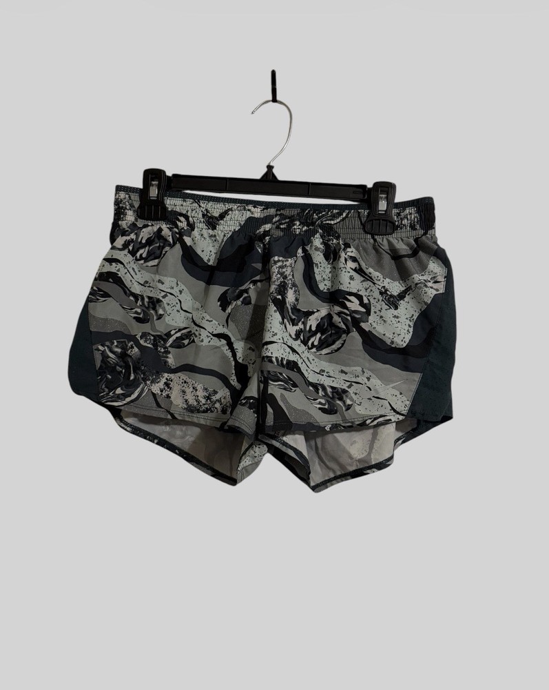 Nike Dri-FIT Running Shorts Women’s Medium Gray Camo Lined Athletic Drawstring