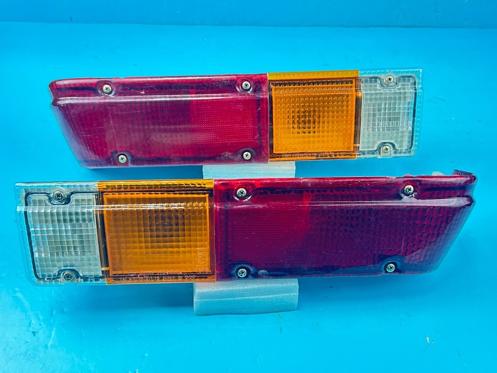 1979-1982 Datsun 720 Pickup Truck Tail Light Assembly Set - Reproduction New