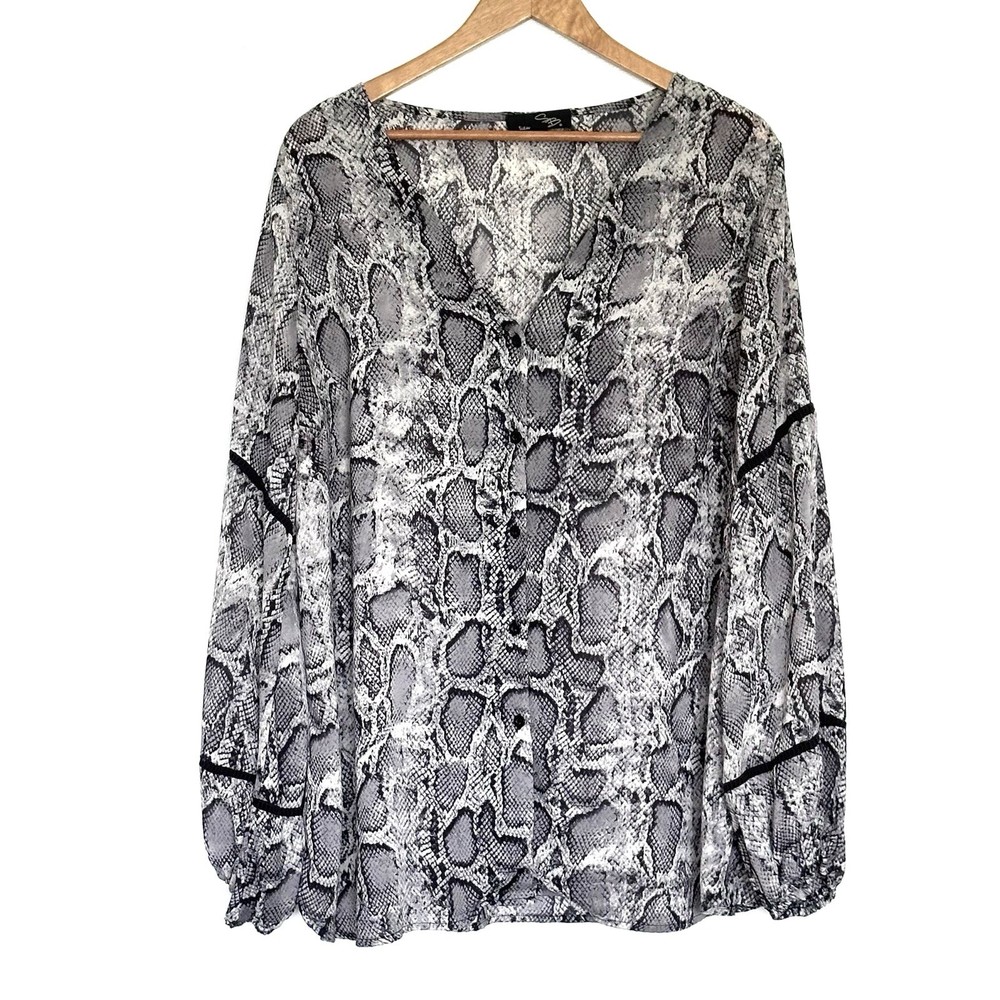 Suzanne Betro Plus Shirt Women’s 2X Snake Print Sheer Button Up Long Sleeve Top