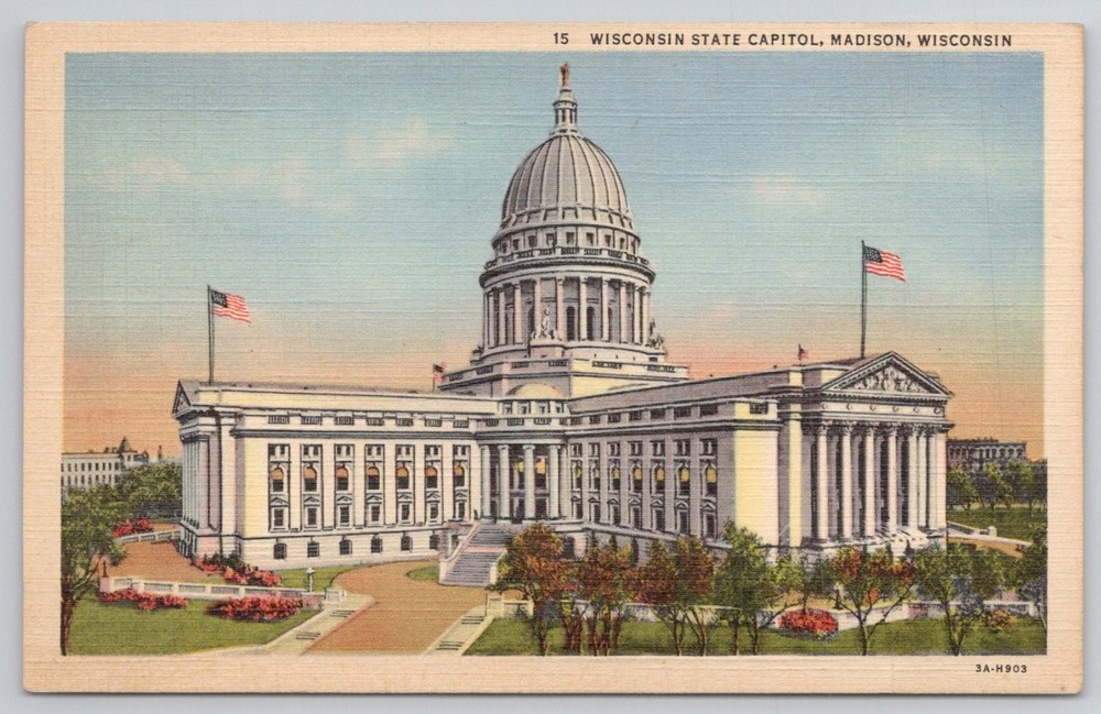 Wisconsin State Capitol Madison WI Linen Postcard 1930s E. A. Bishop
