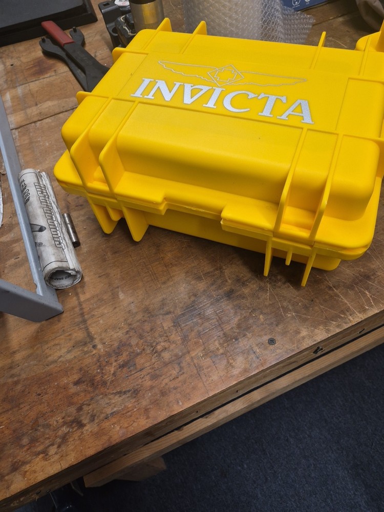 Invicta IG0098-RLC8S-Y Storage Case - Yellow