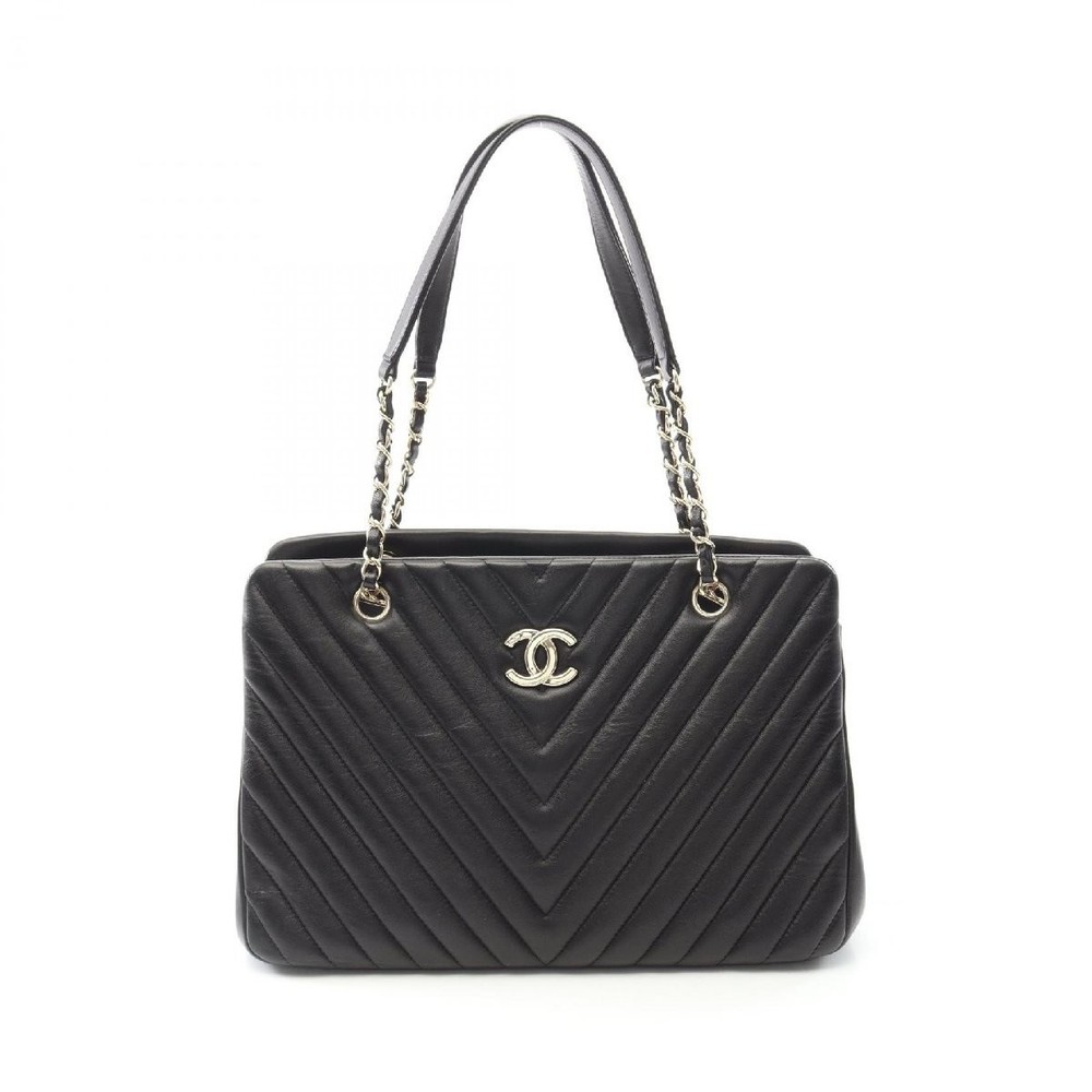 Chanel V Stitch Chevron Lambskin Tote Bag in Black 178978