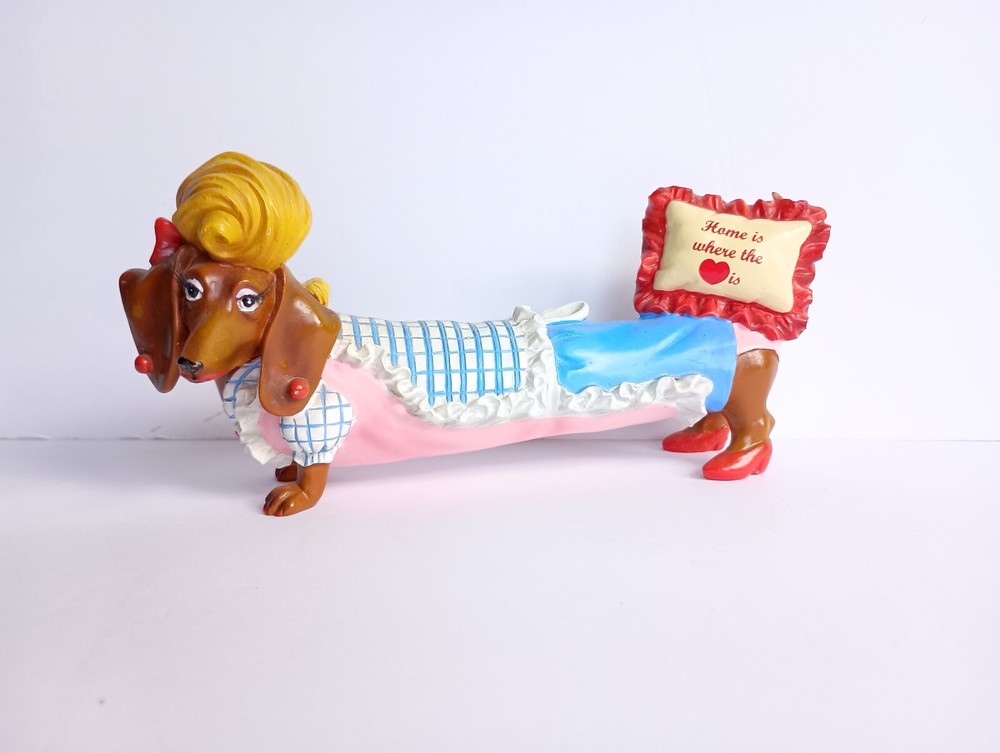 Westland Hot Diggity Dog Dachshund Figurine “Home Is Where The Heart Is”