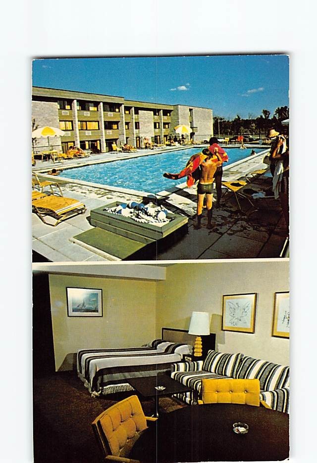 Postcard Pinewood Park North Bay Canada