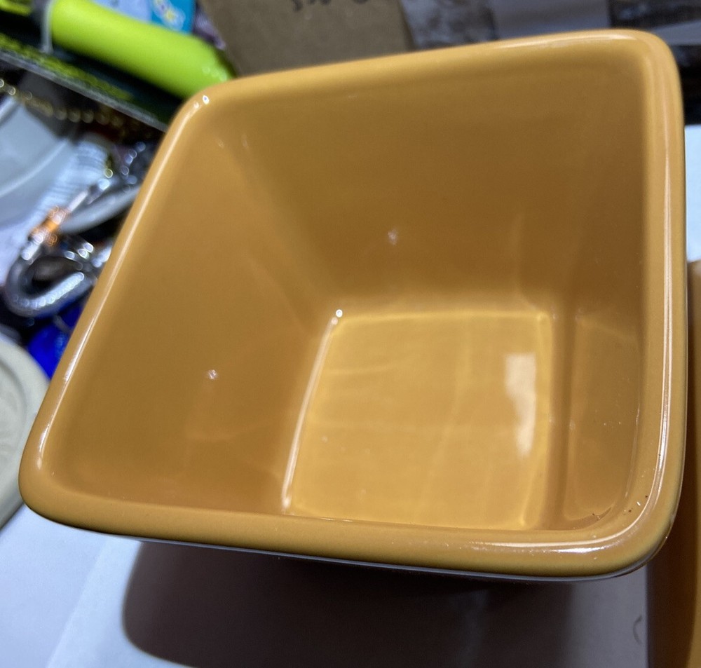 The Pampered Chef Square Mustard Gold Ceramic Dip Dish Sauce Bowl 13 Oz