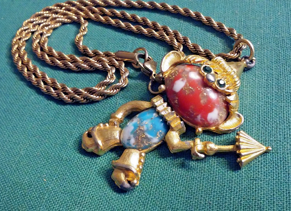 Articulated Gnome Elf Pendant Vintage Rare Costume Jewelry Necklace w/ 22