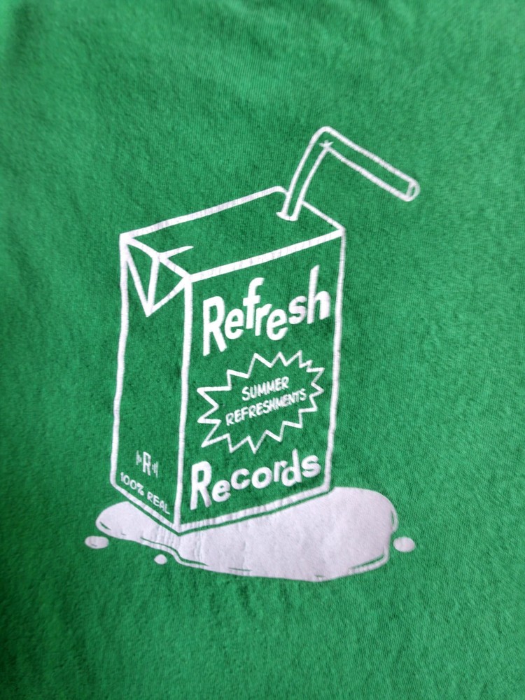 Refresh Records Graphic Gildan Tee M Green Indie Skate Y2K Streetwear Shirt