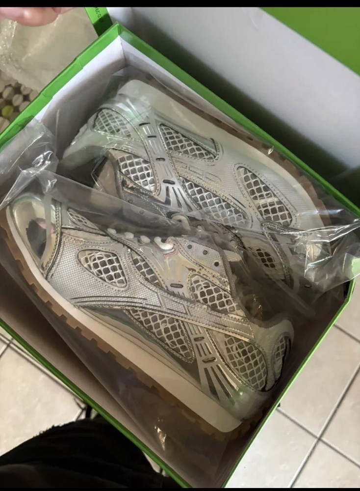 Bottega Veneta Orbit Sneakers