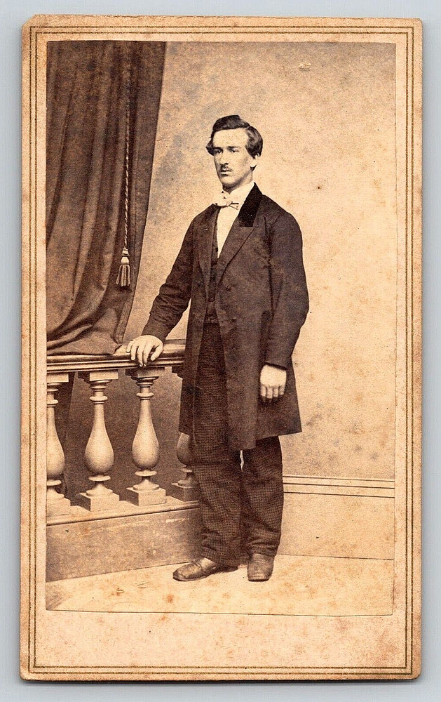 New Haven Connecticut Portrait Of A Man In A Suit Coat And Tie Vintage CDV Photo
