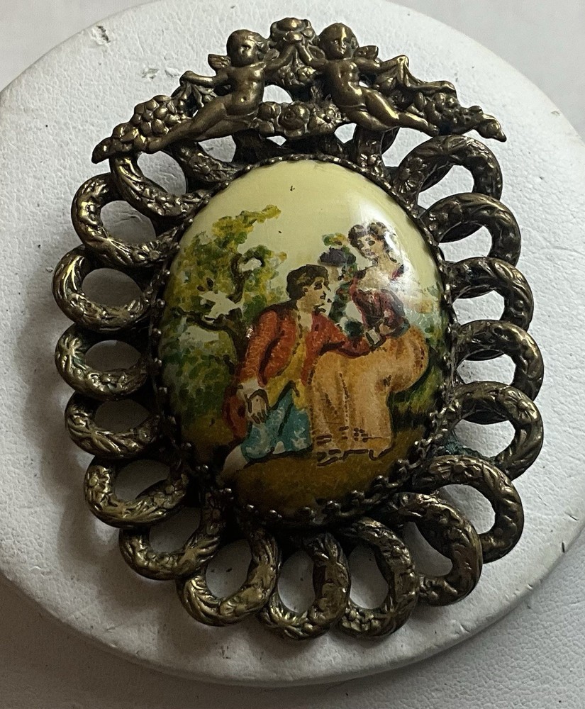 Vintage Karu Brooch