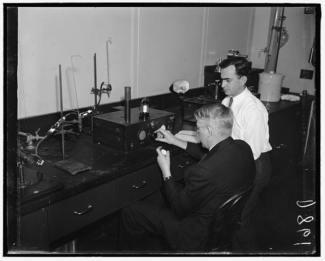 Photo:Laboratory Men 1936-1937 Scientific Equipment Experimentation Photo