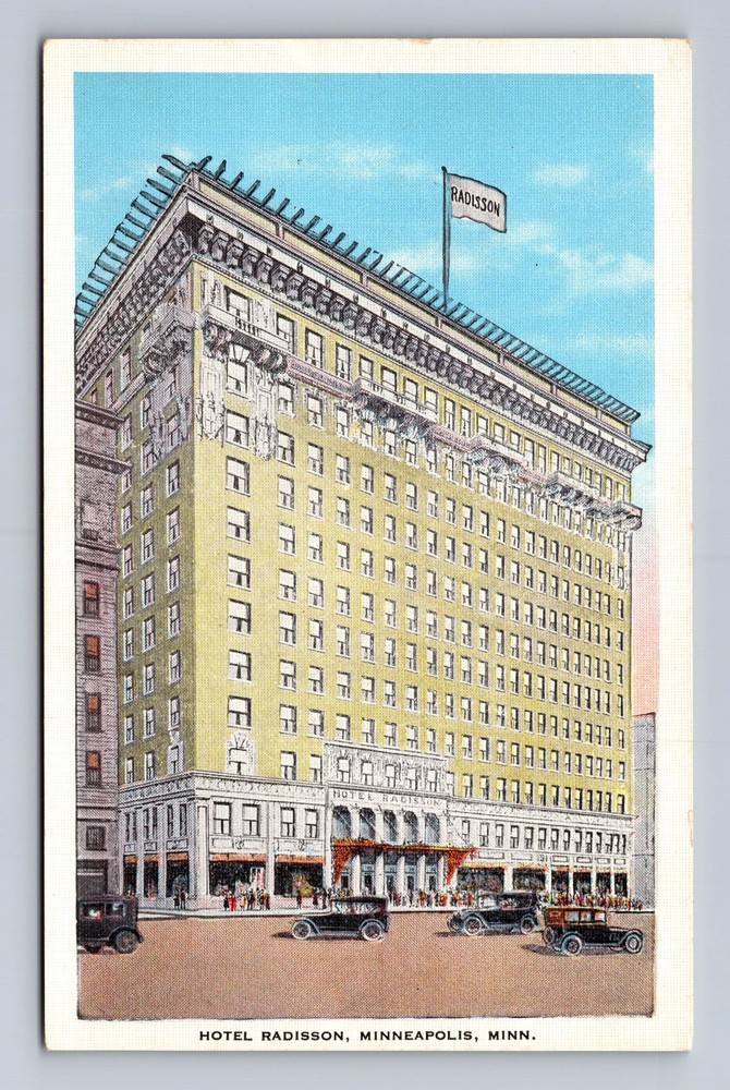 Minneapolis MN-Minnesota Hotel Radisson Vintage Postcard