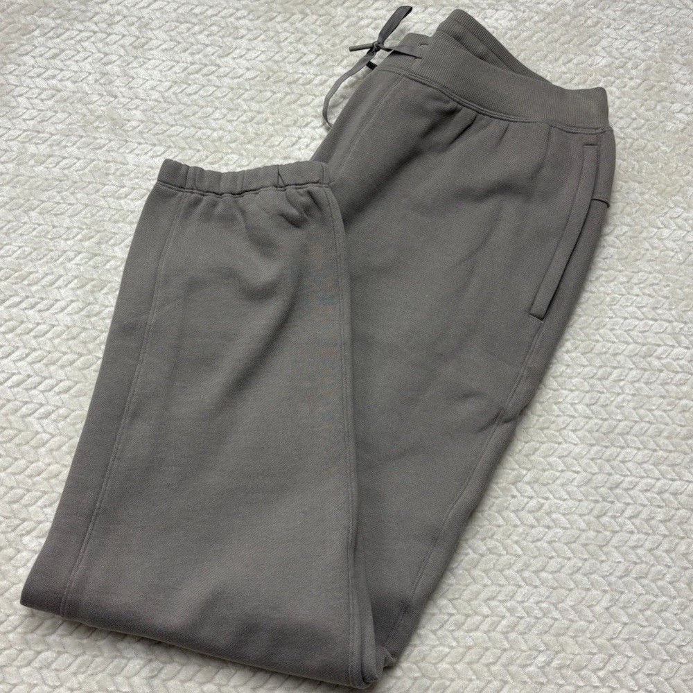 Lululemon Jogger Pants Mens XL Gray Tapered Athletic Sweatpants Logo