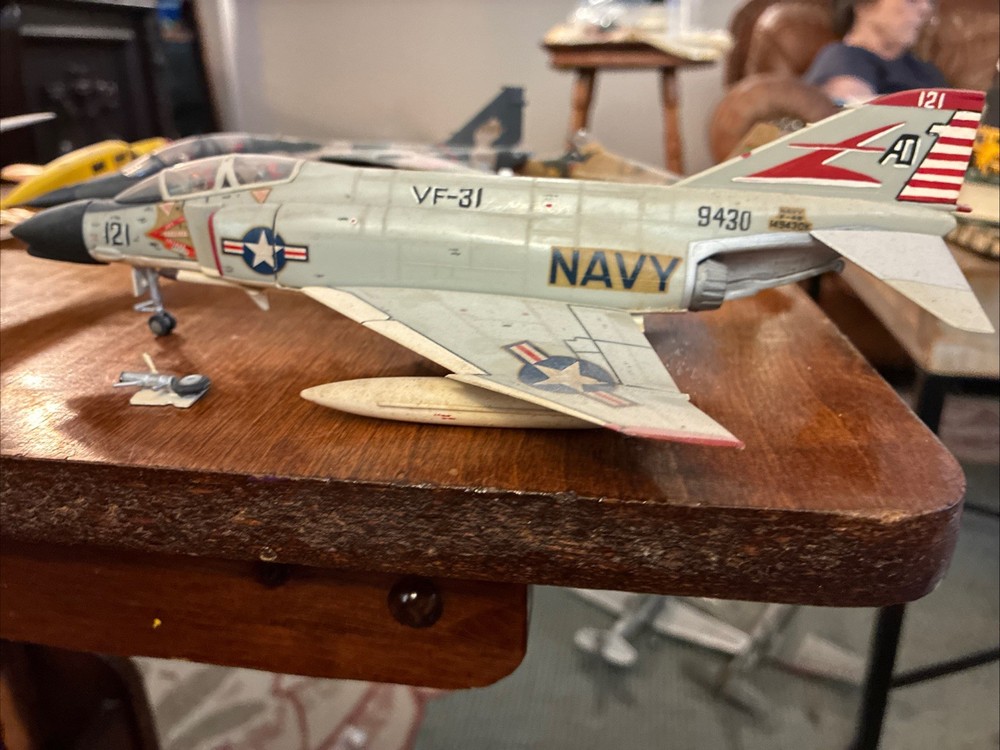 Built Plastic Model 1/72 (wing Span 6.5”)F-4 Phantom Needs Landing Gear Repair