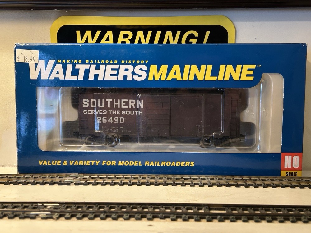 Walthers Mainline HO #910-2384 40’ PS-1 Boxcar Southern 26490