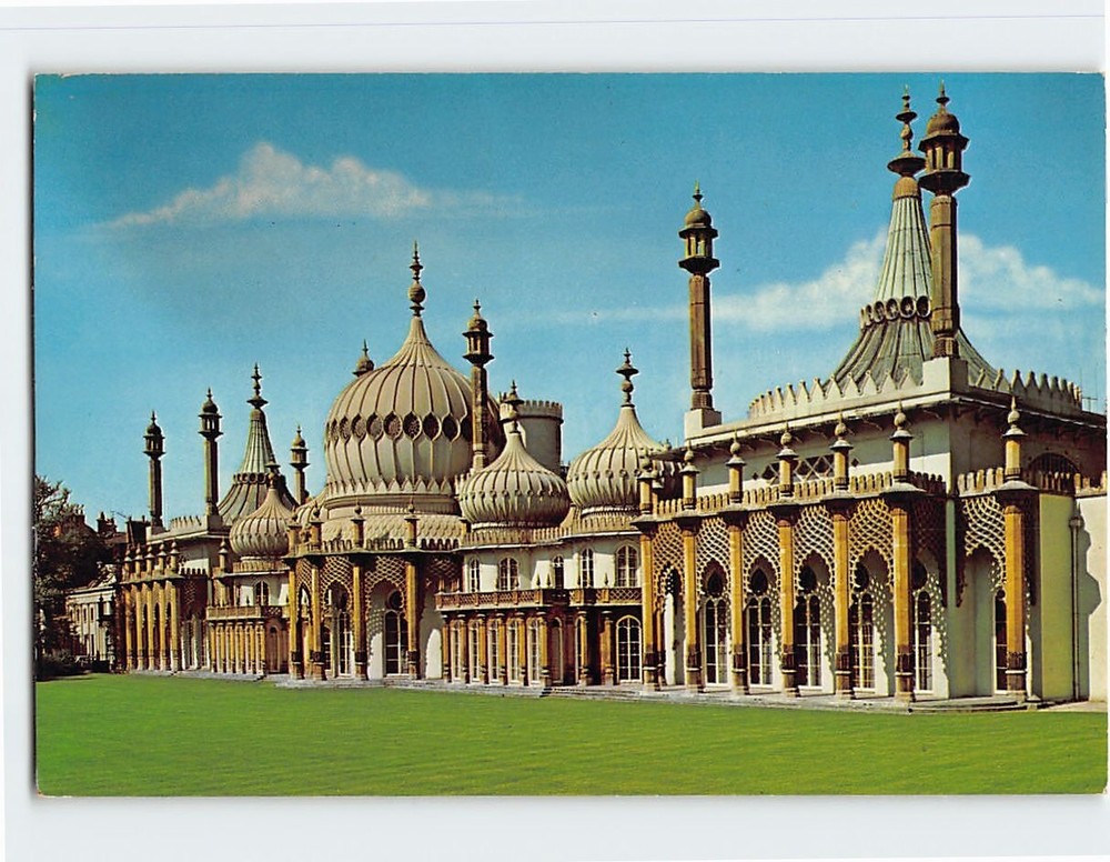 Postcard The Royal Pavilion East Front Brighton and Hove England