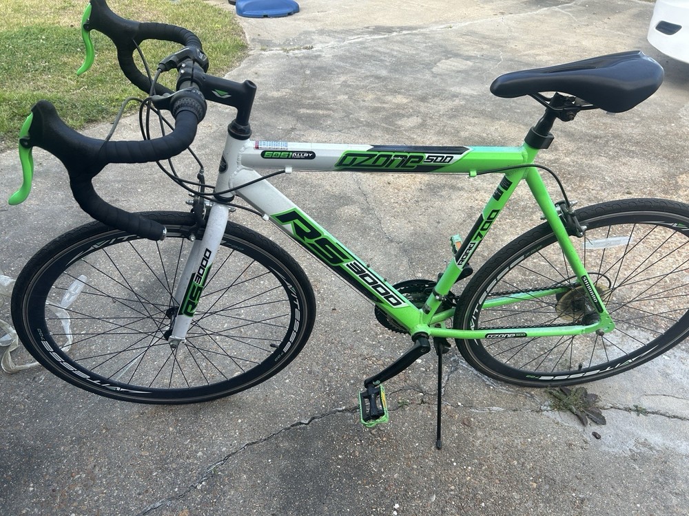 Ozone 500 RS 3000 Road Bike 700C Green White Black Aluminum Alloy