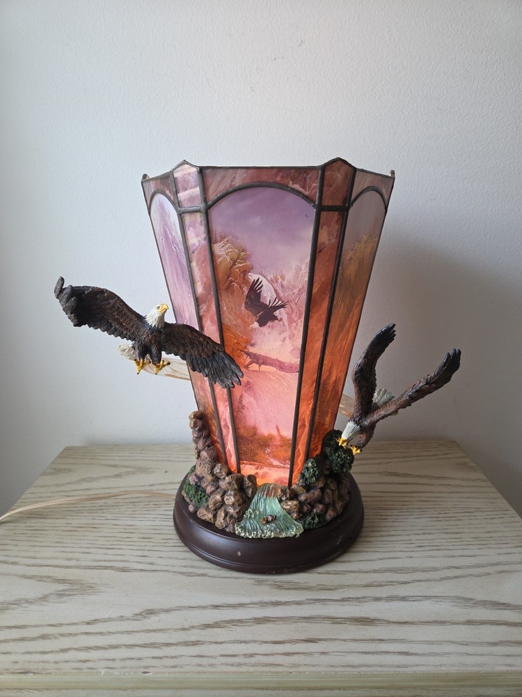 Vintage TED BLAYLOCK Eagle Lamp from Bradford Exchange Mornings First Light