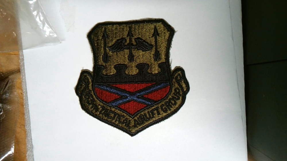 VINTAGE MILITARY PATCH SEW ON US AIR FORCE 165TH TACTICAL AIRLIFT GROUP
