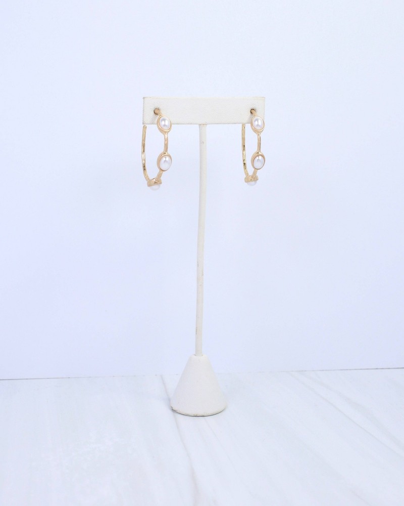Caroline Hill Worn Gold Arabelle Oval Pearl Hoop Earring