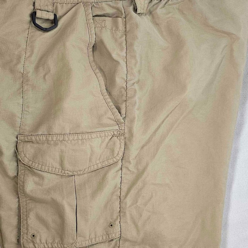 PFG PERFORMANCE FISHING GEAR BROWN SHORTS - SIZE MEN'S MEDIUM