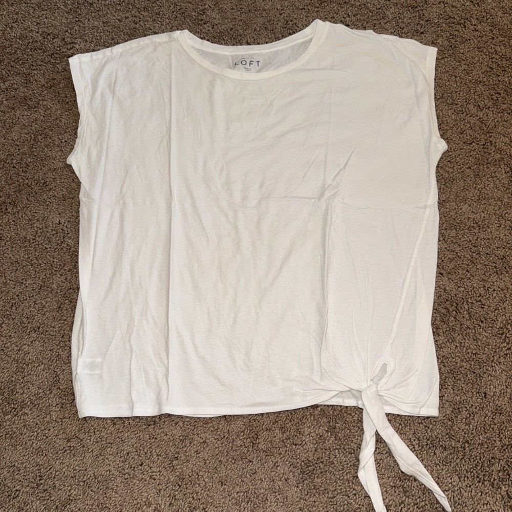 Loft woman's Size Large white pullover with front knot