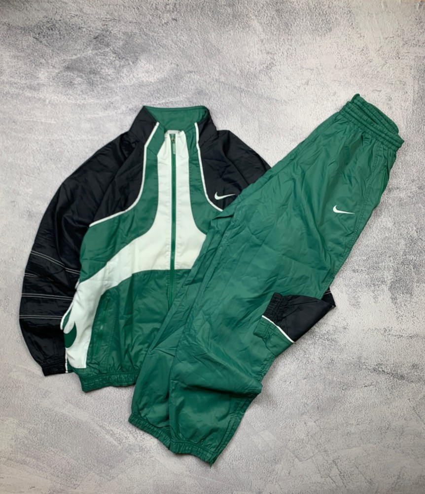 Vintage 90’s Nike Nylon Drill Tracksuit Set Green Double Swoosh Size L