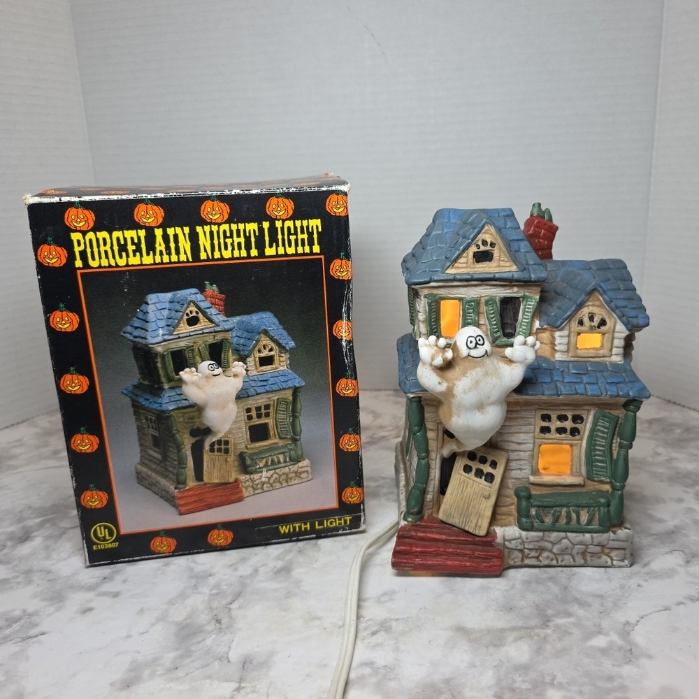 Vintage Halloween Light Up Ceramic Porcelain Haunted House Village Decor Ghost