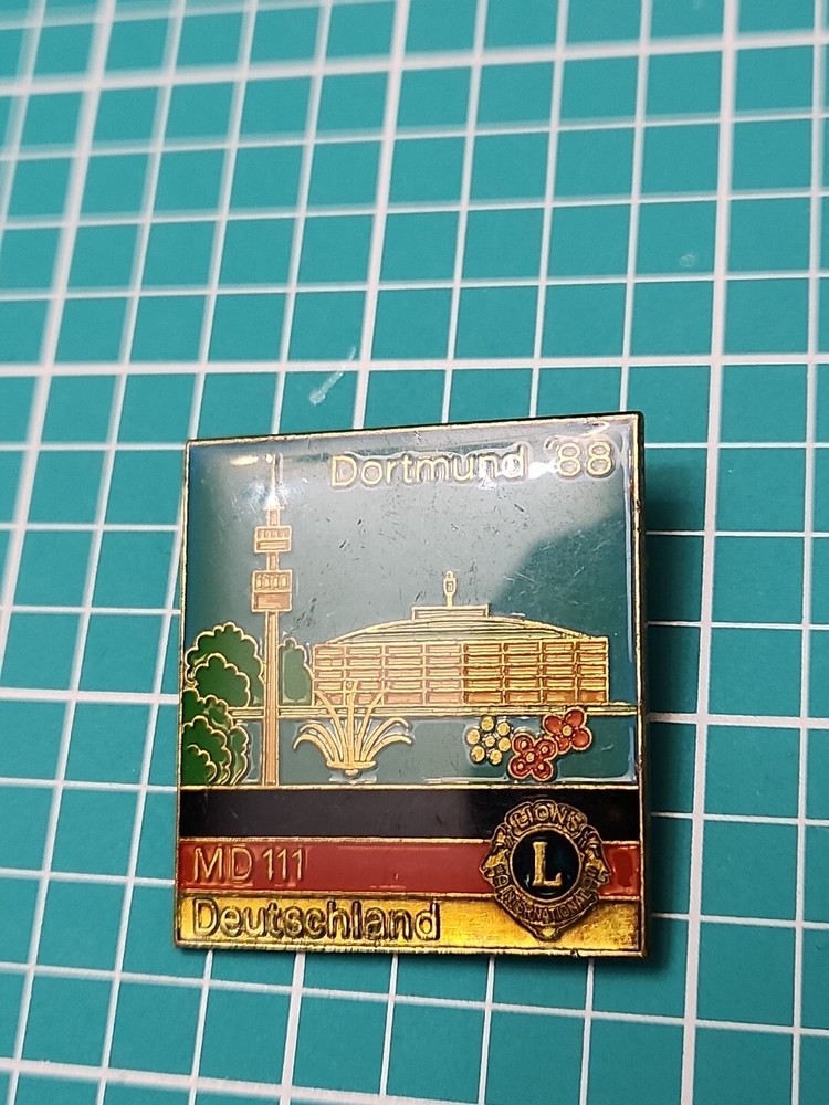 Vtg 1988 Lions International Dortmund Deutschland Gold Tone Lapel Pin Hat Pin